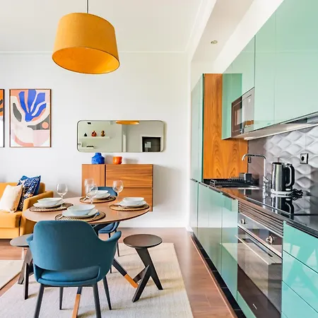 Campo De Ourique Deluxe Mid-term