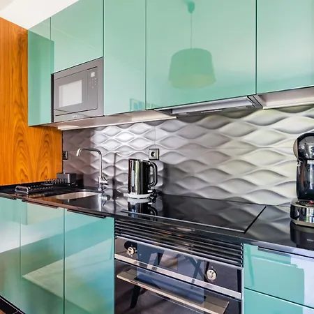 Campo De Ourique Deluxe Mid-term Apartment