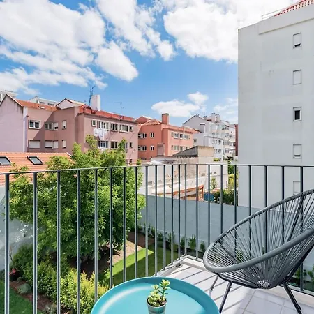 Campo De Ourique Deluxe Mid-term * Lissabon