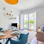 Campo De Ourique Deluxe Mid-term
